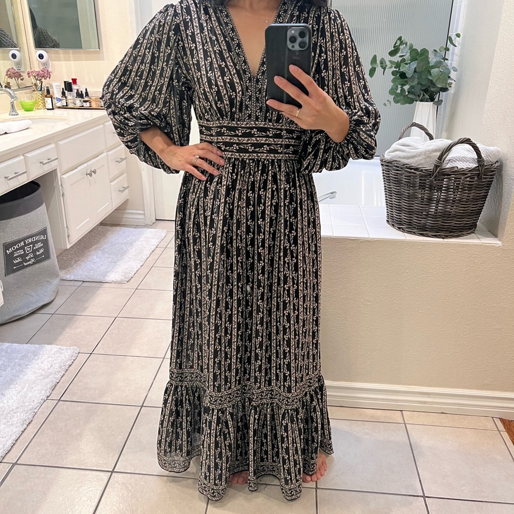 Max Studio Black and Cream print Long Sleeve Dress